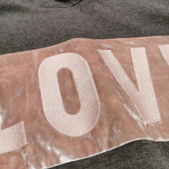 Velvet Cabin Fever pullover hoodie sweater - Picture 2 of 9